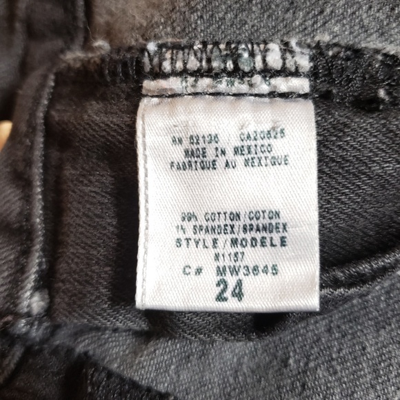 GUESS JEANS.... Size 24 - Picture 7 of 7